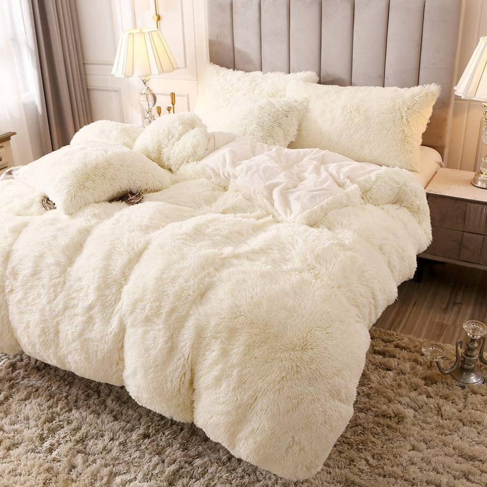 Fluffy Bedding Set